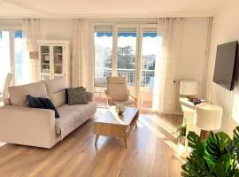 T3 apartment with balcony near the sea