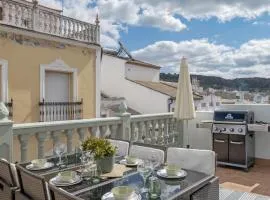 Barsanz Palace Home