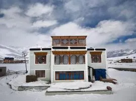 Padum Eco Residence