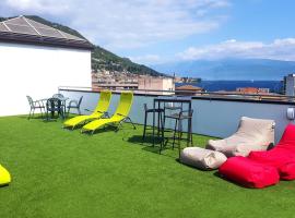 Lake Garda Hostel, отель типа «постель и завтрак» в Сало