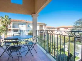 3 Bdr Apt - Clos Sainte Anne