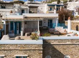Tinos Grand Villa 6BR 15ppl Infinite Views
