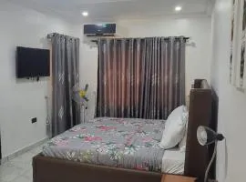 Lekki chevron luxury