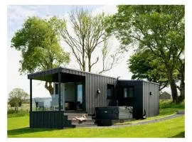 Luxury 2 Bedroom Glamping Pod with Hot Tub at Aganmore Farm Glamping - Pod 2