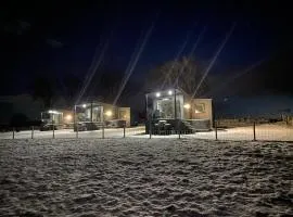 Stunning 2 Bed Glamping Cabin with private Hot Tub - Pod 1