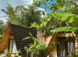 Leisy's Garden Tiny Cabins