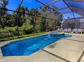 Charming 4-Bedroom Villa with Pool & Spa, Only 15 Minutes from Disney!