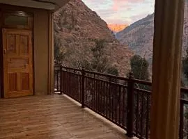 Mizuki Retreat and Cafe, Tirthan Valley