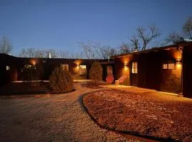 La Dea - Entire Boutique Hotel
