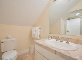 Lakeshore Lodging Lodge 711