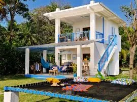 Beach House with AC Surrounded by Nature
