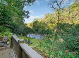 Cartacay River Retreat - North Georgia Riverfront Cabin - Riverside access, cozy living spaces, game room, and outdoor amenities