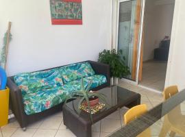 Location vacances Fun sous les gommiers, ξενοδοχείο σε Sainte-Luce