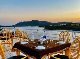 Young Monk Hostel Udaipur - Jaydurg Haveli, ξενοδοχείο στο Ουνταϊπούρ