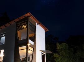 Iñaki Camping de lujo, hotel con bañera de hidromasaje en Riobamba