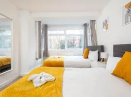Stylish 2 Bedroom in Central Brighton Free Parking near Beach and Train Station