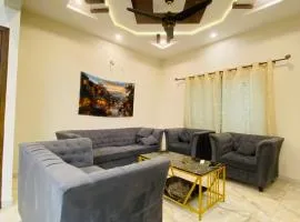 Luxurious Villa In Bahria Town Karachi 2