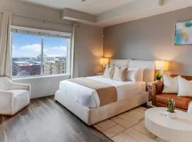 Convention Ctr Studio! Designer! Spa,pool,gym,pkg!