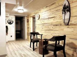 Ruby's Lakefront Lower Penthouse, hotel in Medical Lake