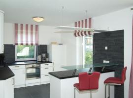 Ferienhaus EMMELY nur wenige Gehminuten zum Strand ruhig, hotel i Glowe