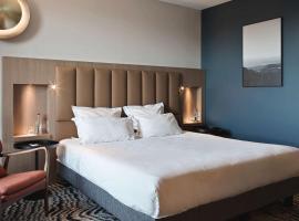 DoubleTree by Hilton Lyon Eurexpo & Spa、サン・プリエストにあるリヨン・ブロン空港 - LYNの周辺ホテル