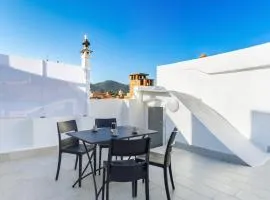 Hostdomus - Azure Loft FREE GARAGE