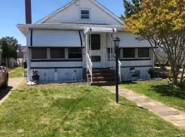 Pet Friendly, Bay Side Home In Ship Bottom 13782