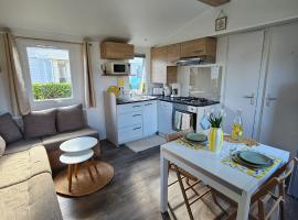 Mobil-home 4-6 pers - Terrasse & Linge - Domaine de Kerlann, hotel v destinaci Pont-Aven