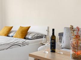 Nad Šťastným sklepem, hotel ve Valticích