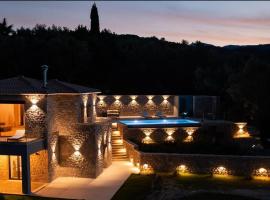 Orraon Luxury Villa - Early Offer 2026, hotel com banheiras de hidromassagem em Lefkada