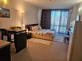 Студио за нощувки в Сарафово