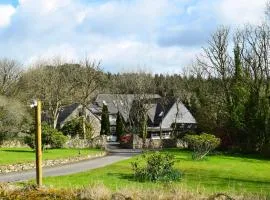 Hustyn Lodges