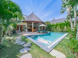 Luxury Balinese Oasis with private pool - 2 BR