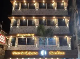 HOTELLEOs