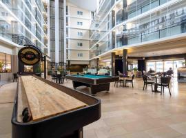 Injoy Park Hotel Solna, hótel í Solna