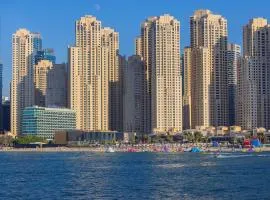 Hilton Dubai The Walk