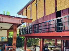 บ้านปู่ทอง Grandpa's House