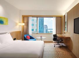 DoubleTree by Hilton Johor Bahru، فندق مع أحواض استحمام ساخنة في جوهور باهرو