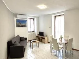 SELA HOUSE - Oasi di Tranquillità tra Lago e Montagna a Lecco