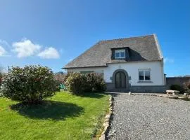 Maison proche sentier littoral et mer, pour 8 personnes