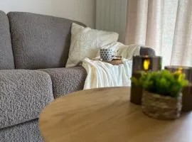 Stilvoll, am Thuner See, nähe Interlaken, Familienfreundlich mit Garten, WIFI