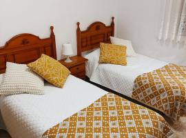 Hostal San José Naval, hotel v destinaci Naval