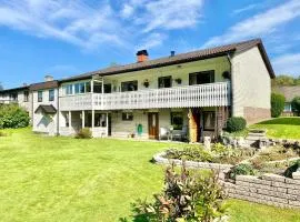 Ferienhaus mit Sauna nah zum Bade- und Angelsee