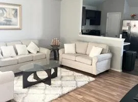 Wonderful Wilshire with King beds