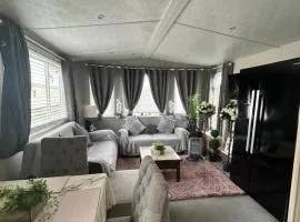 VerbKin 6 Berth Caravan Holiday St Osyth Clacton-on-sea - 3 bedrooms
