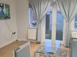 Entire Two bedroom Ravens Lodge