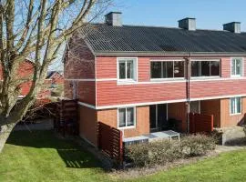 Cozy Apartment In Lemvig With Sauna