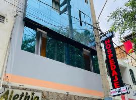 Hospedaje ALETHIA, hotel v destinaci Huacho