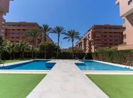 ATP La Goleta a 5 minutos de la Playa, Piscina, Frente a Recinto Ferial y Parking Privado Gratis!