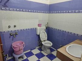 OYO 82147 White Palace, hotel in Aonla